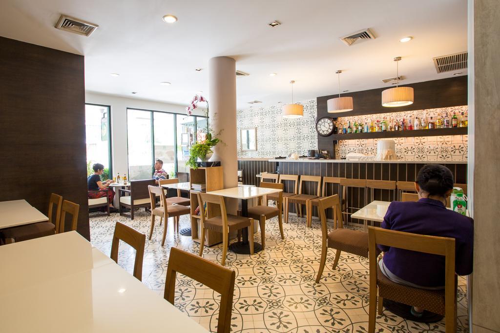 Aphrodite Inn Bangkok Eksteriør billede