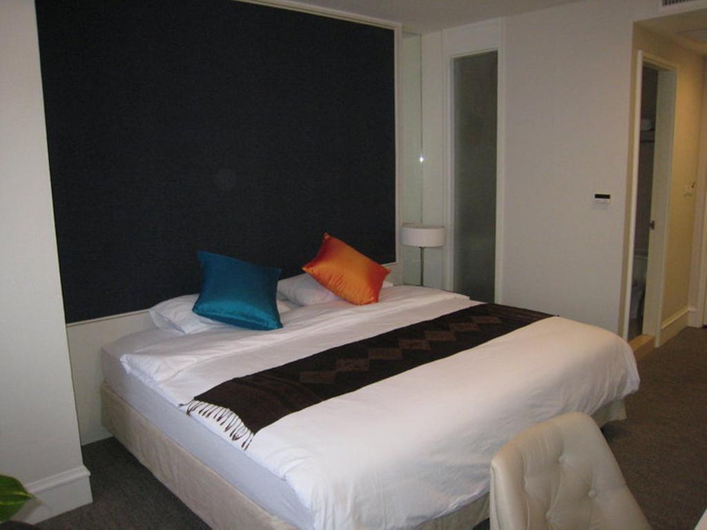 Aphrodite Inn Bangkok Værelse billede